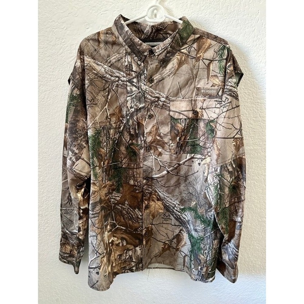 Columbia Men’s PHG Blood and Guts Realtree Xtra Long Sleeve Camo Shirt, Size XL